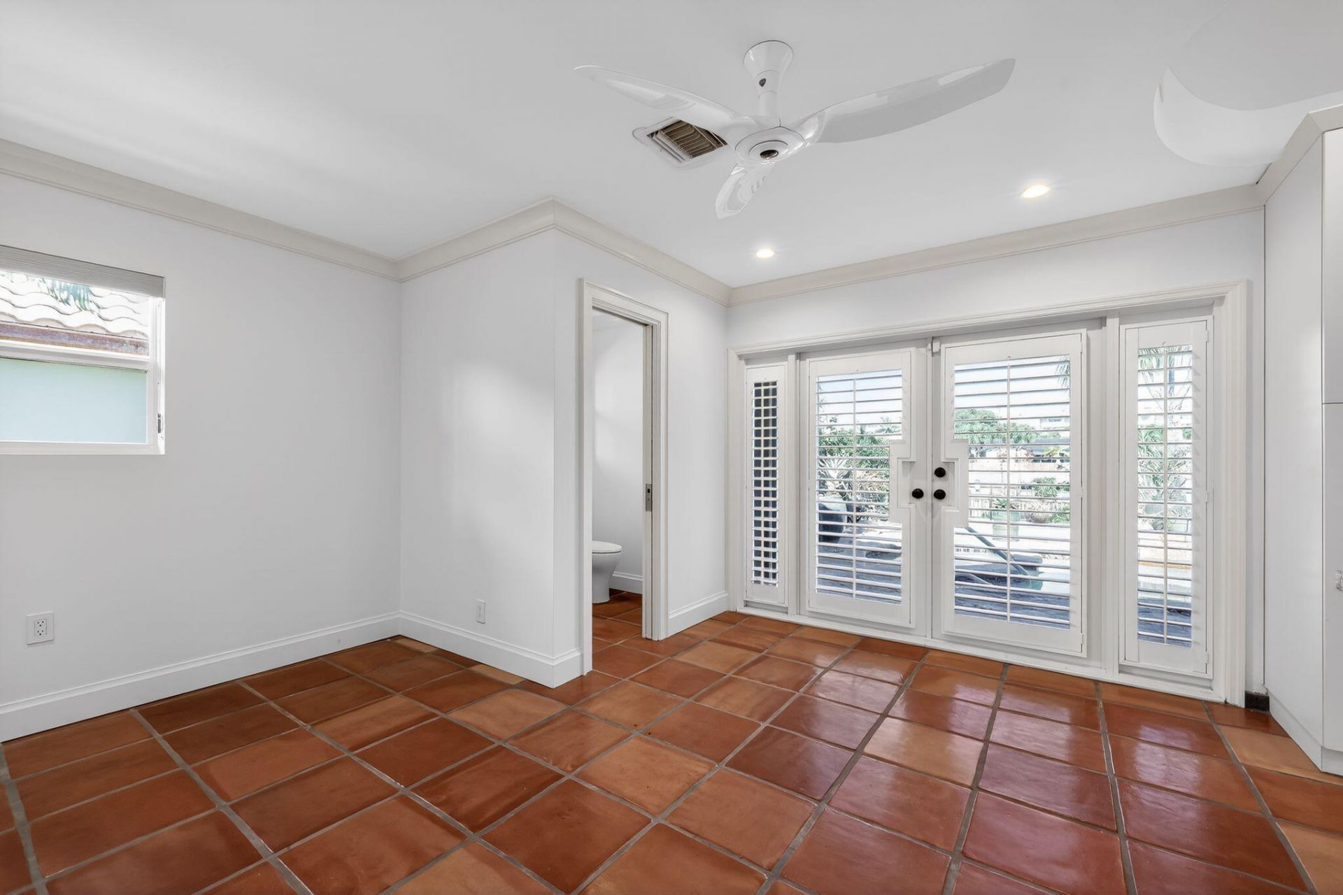 5231 NE 28th Avenue, Fort Lauderdale, FL 33308 Photo
