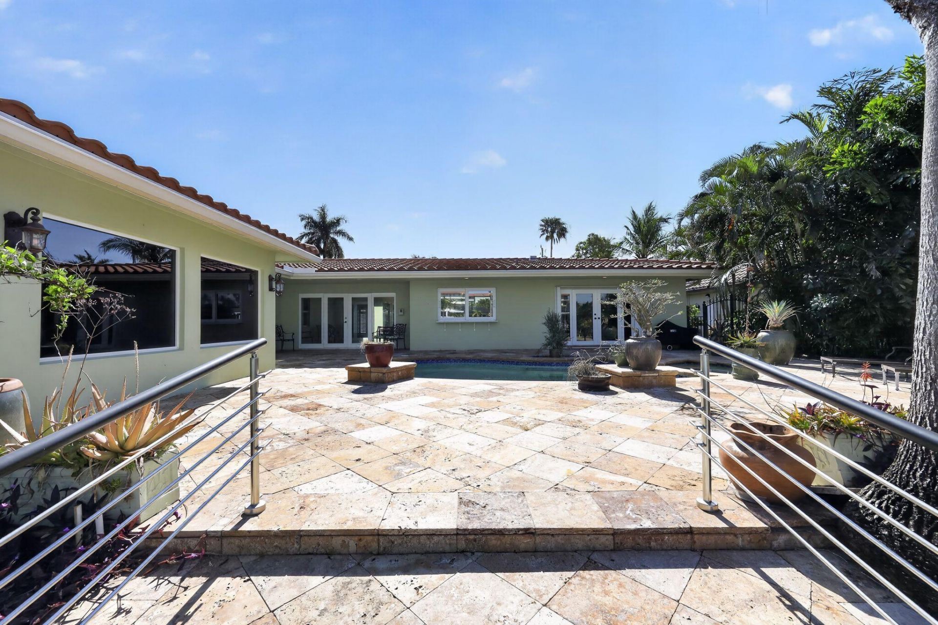 5231 NE 28th Avenue, Fort Lauderdale, FL 33308 Photo
