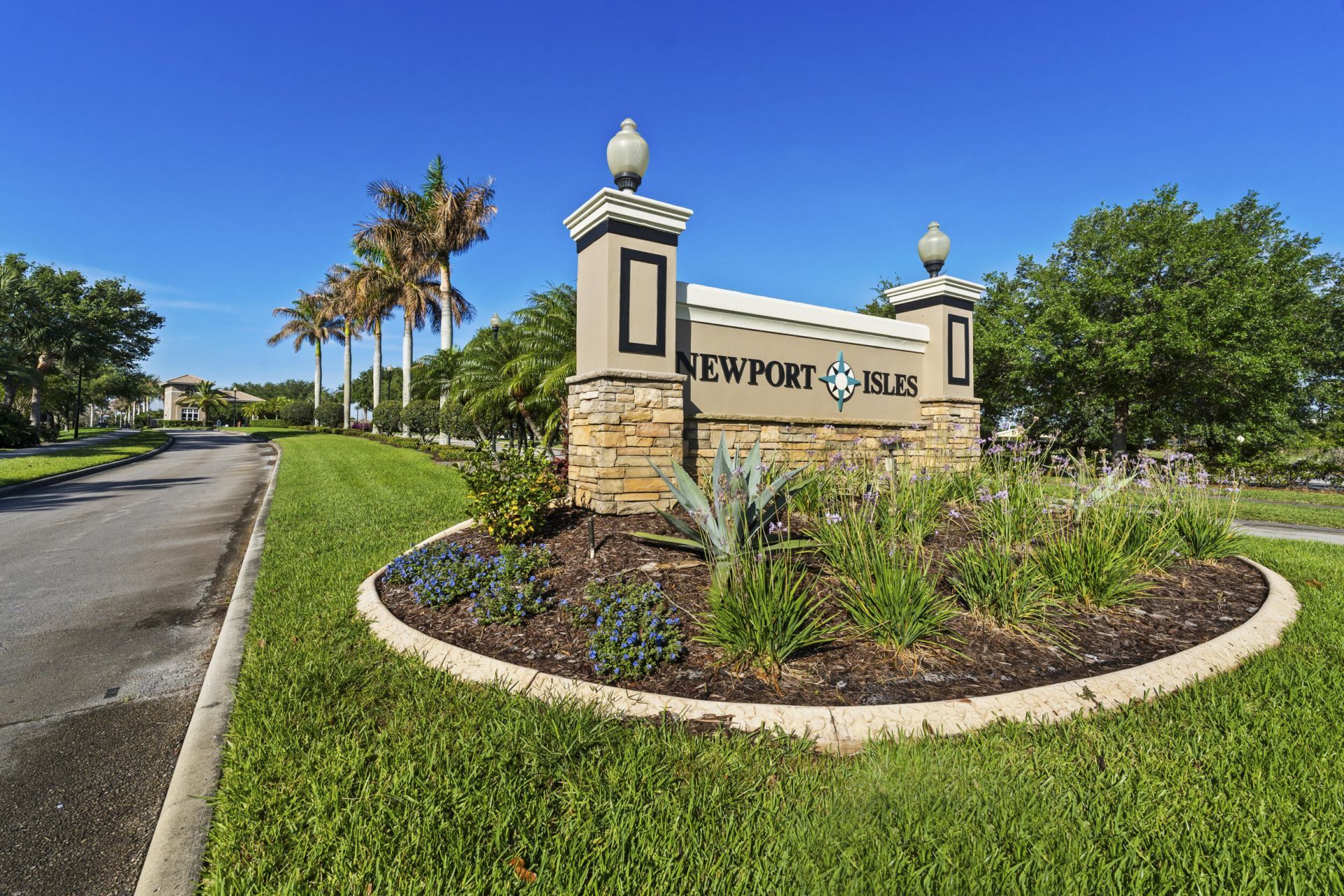 1899 Newport Isles Boulevard, Port Saint Lucie, FL 34953 Photo