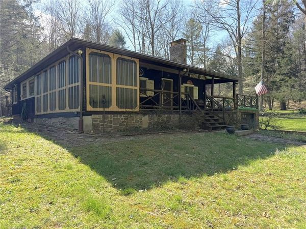219 Noel Road, Latrobe, PA 15650