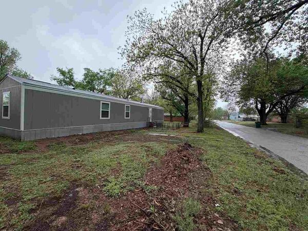 300 S Perry Avenue, Glencoe, OK 74032