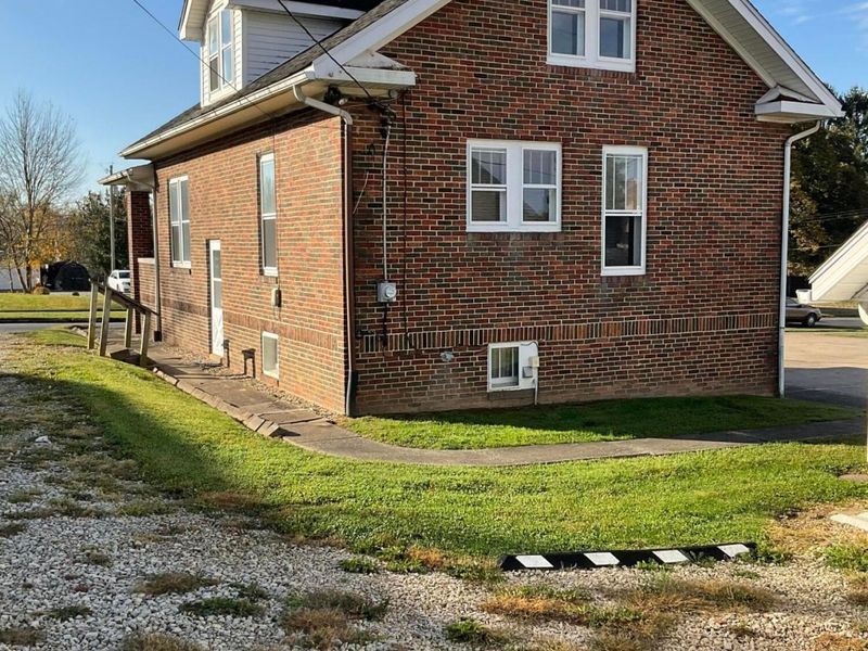 320 Winter Street, Crooksville, OH 43731 Photo 3