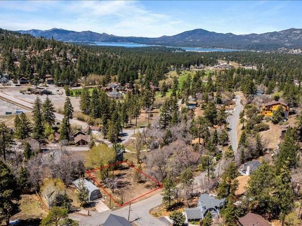 1270 Siskiyou Drive , Big Bear, CA 92315