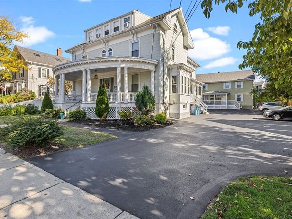 48 Warren Avenue, Unit 3, Woburn, MA 01801