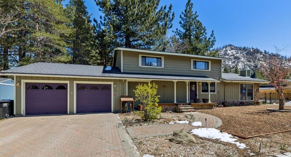 2205 Cornelian Drive, South Lake Tahoe, CA 96150 Photo