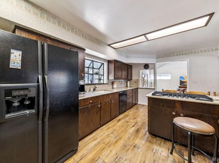 2205 Cornelian Drive, South Lake Tahoe, CA 96150 Photo