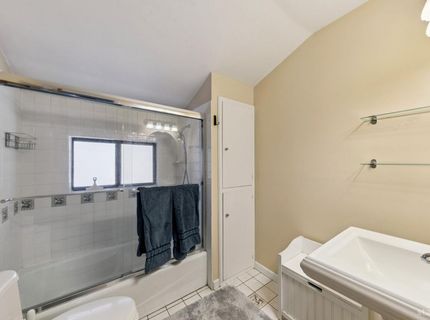 2205 Cornelian Drive, South Lake Tahoe, CA 96150 Photo