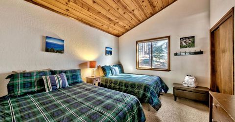 1458 Apache Avenue, South Lake Tahoe, CA 96150 Photo