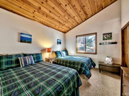 1458 Apache Avenue, South Lake Tahoe, CA 96150 Photo