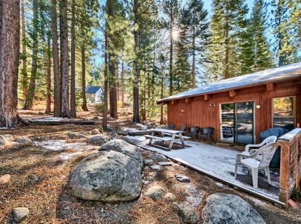 1458 Apache Avenue, South Lake Tahoe, CA 96150 Photo