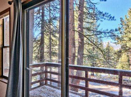 1458 Apache Avenue, South Lake Tahoe, CA 96150 Photo