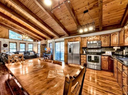 1458 Apache Avenue, South Lake Tahoe, CA 96150 Photo