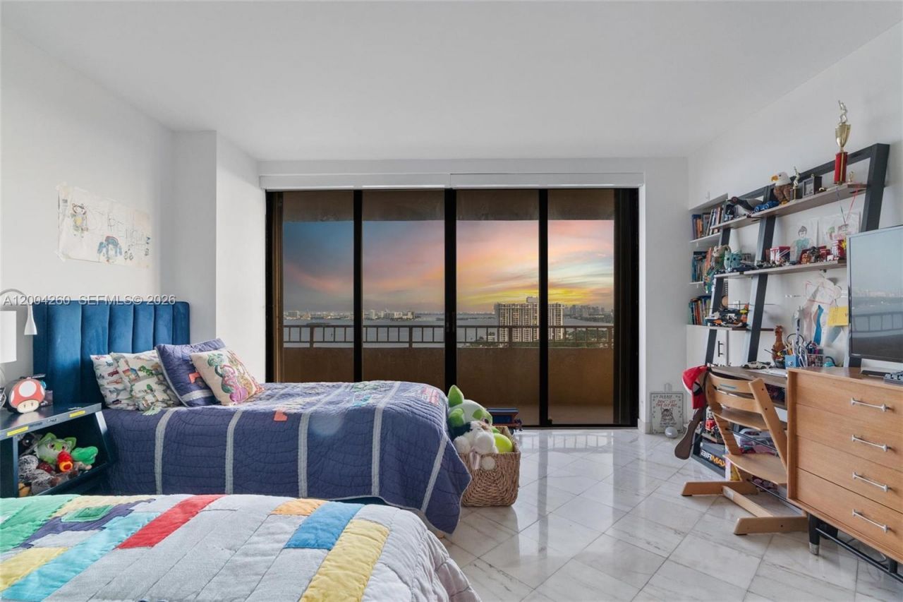 11113 Biscayne Blvd , Unit 2051, Miami, FL 33181 Photo