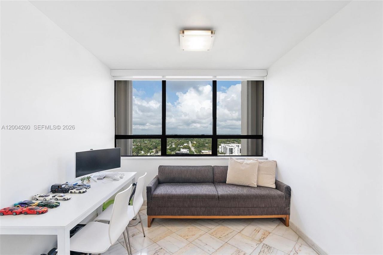 11113 Biscayne Blvd , Unit 2051, Miami, FL 33181 Photo