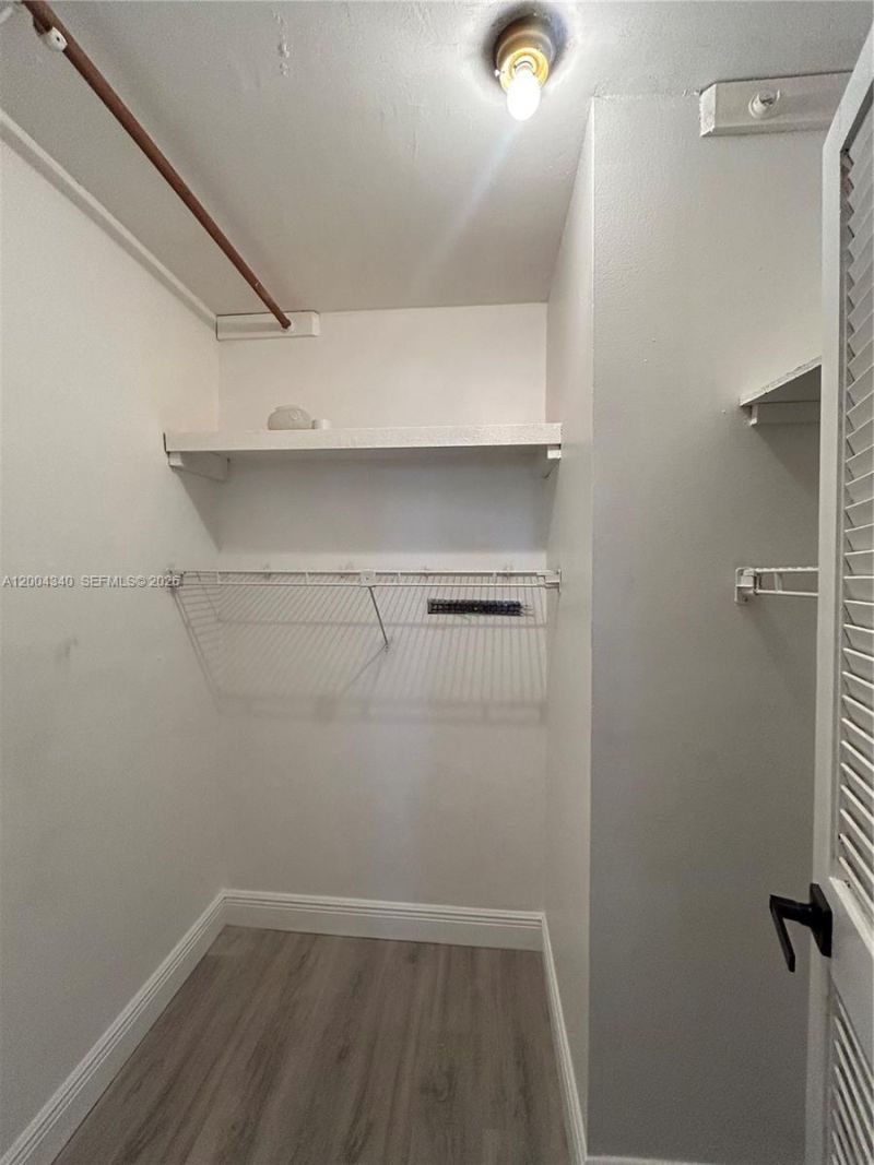 8962 S Hollybrook Blvd , Unit 202, Pembroke Pines, FL 33025 Photo