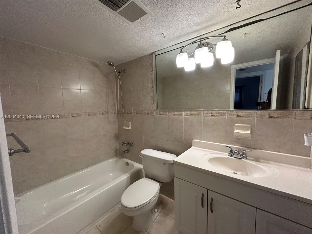 8962 S Hollybrook Blvd , Unit 202, Pembroke Pines, FL 33025 Photo