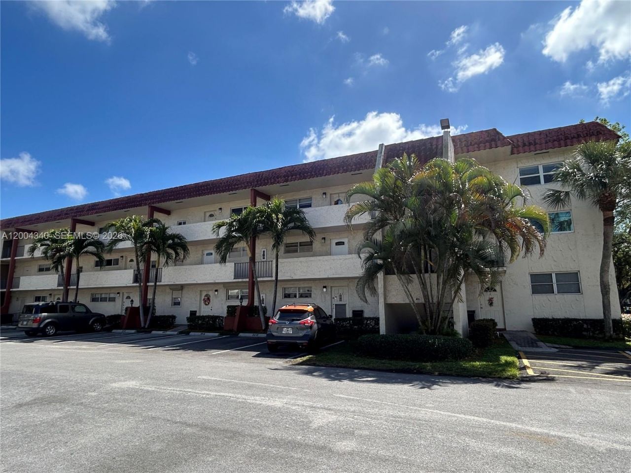 8962 S Hollybrook Blvd , Unit 202, Pembroke Pines, FL 33025 Photo