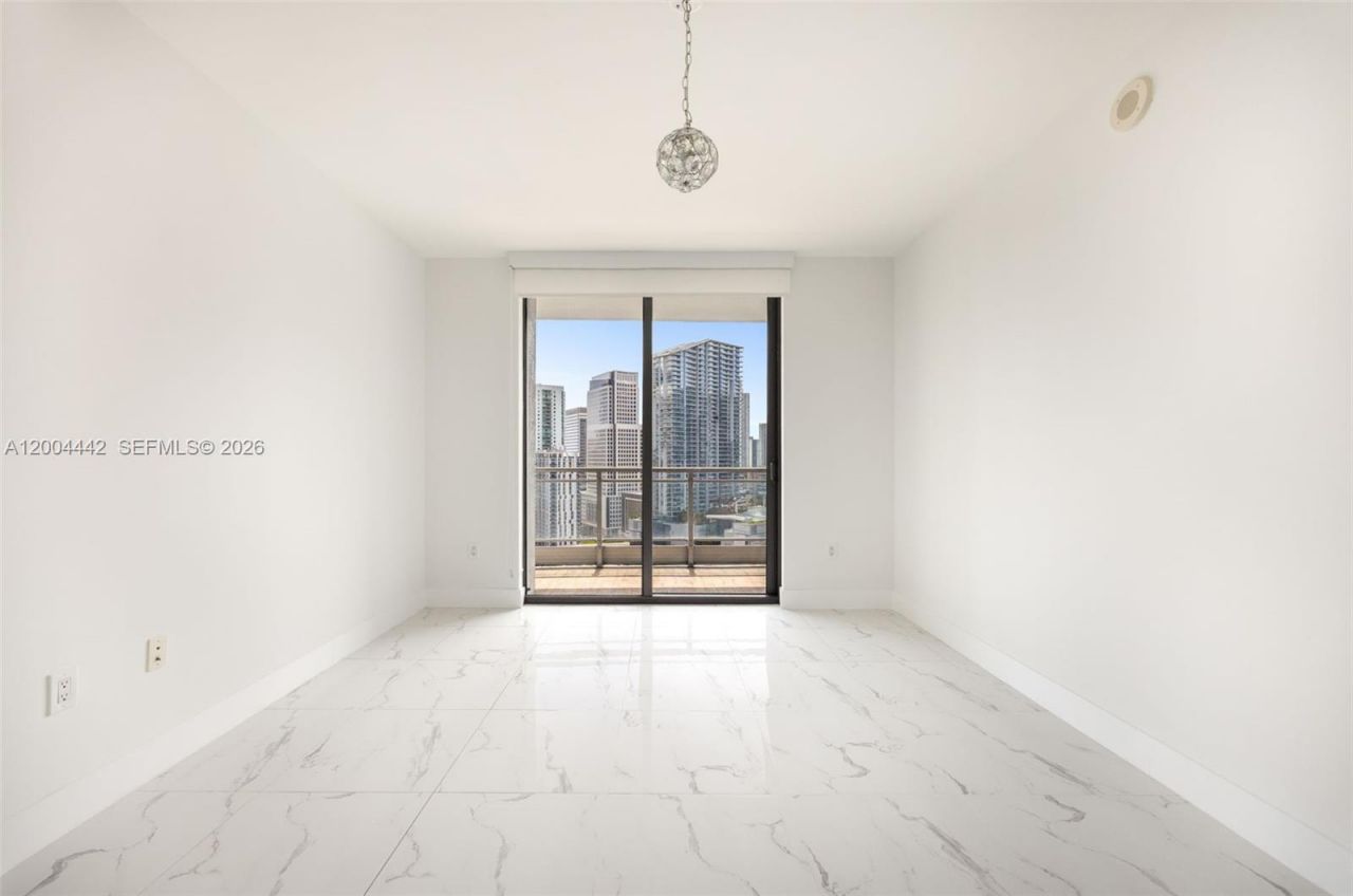 90 SW 3rd St , Unit 2602, Miami, FL 33130 Photo