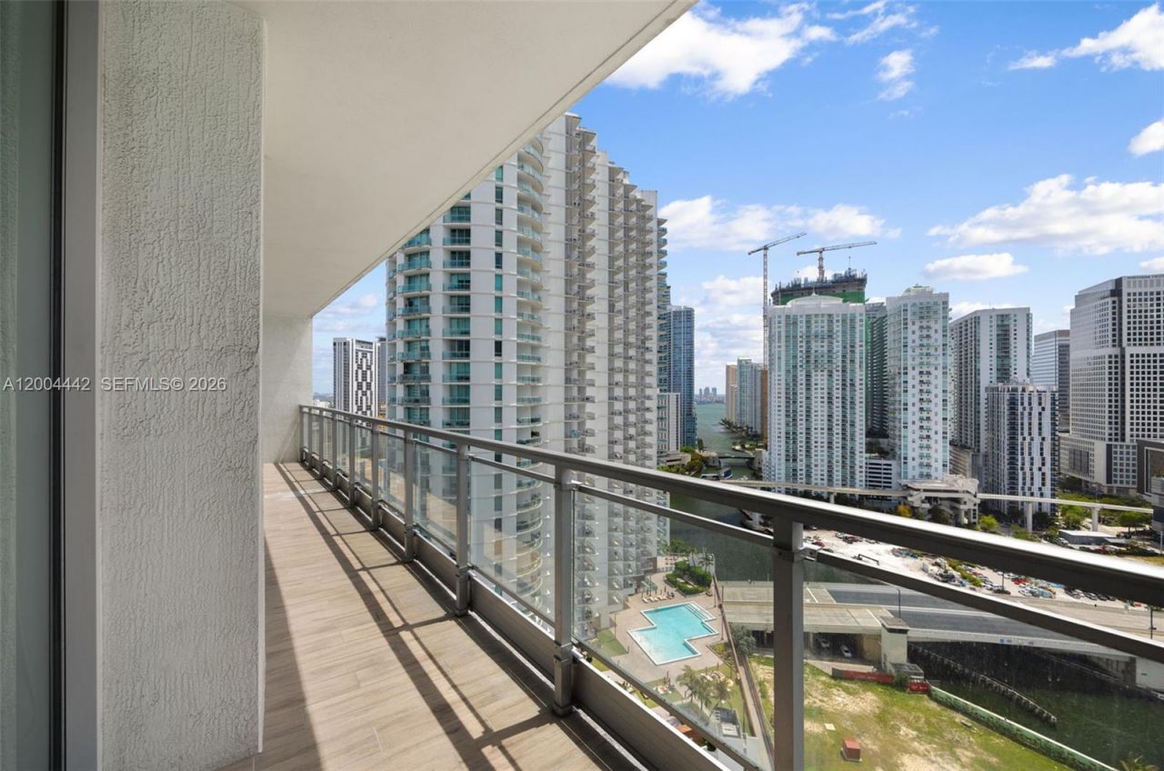 90 SW 3rd St , Unit 2602, Miami, FL 33130 Photo