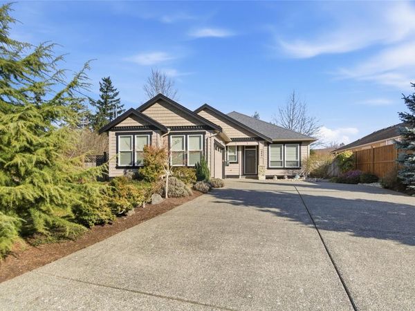 844 Mulholland Dr , French Creek, BC V9P 1Z5