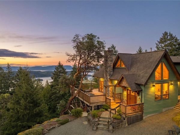 150 Liberty Hall Lane , Salt Spring, BC V8K 2H1