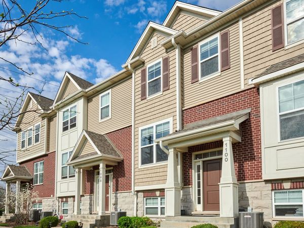 1100 Evergreen Avenue , Des Plaines, IL 60016