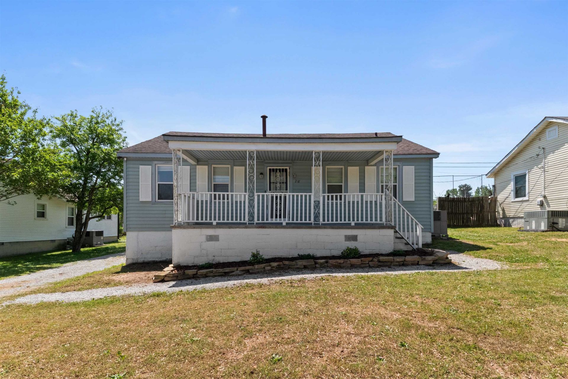 216 Foy Ave, Florence, AL 35630 Main Photo