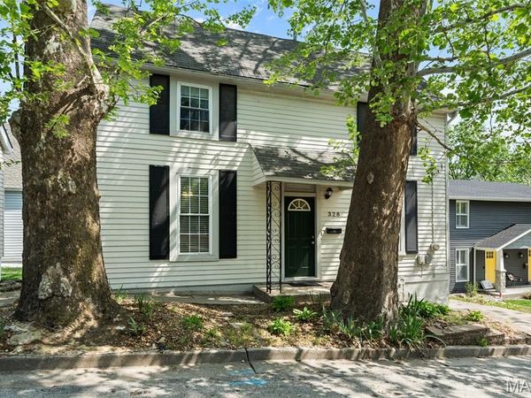 328 Franklin Street, St Charles, MO 63301
