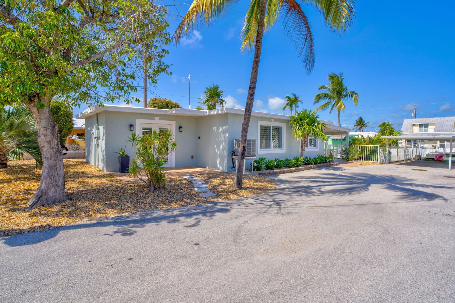298 116th Street Ocean, Marathon, FL 33050 Photo