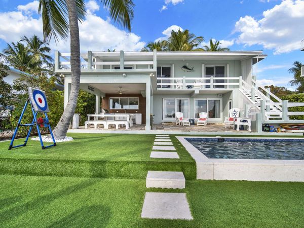 69 Shoreland Drive, KEY LARGO, FL 33037