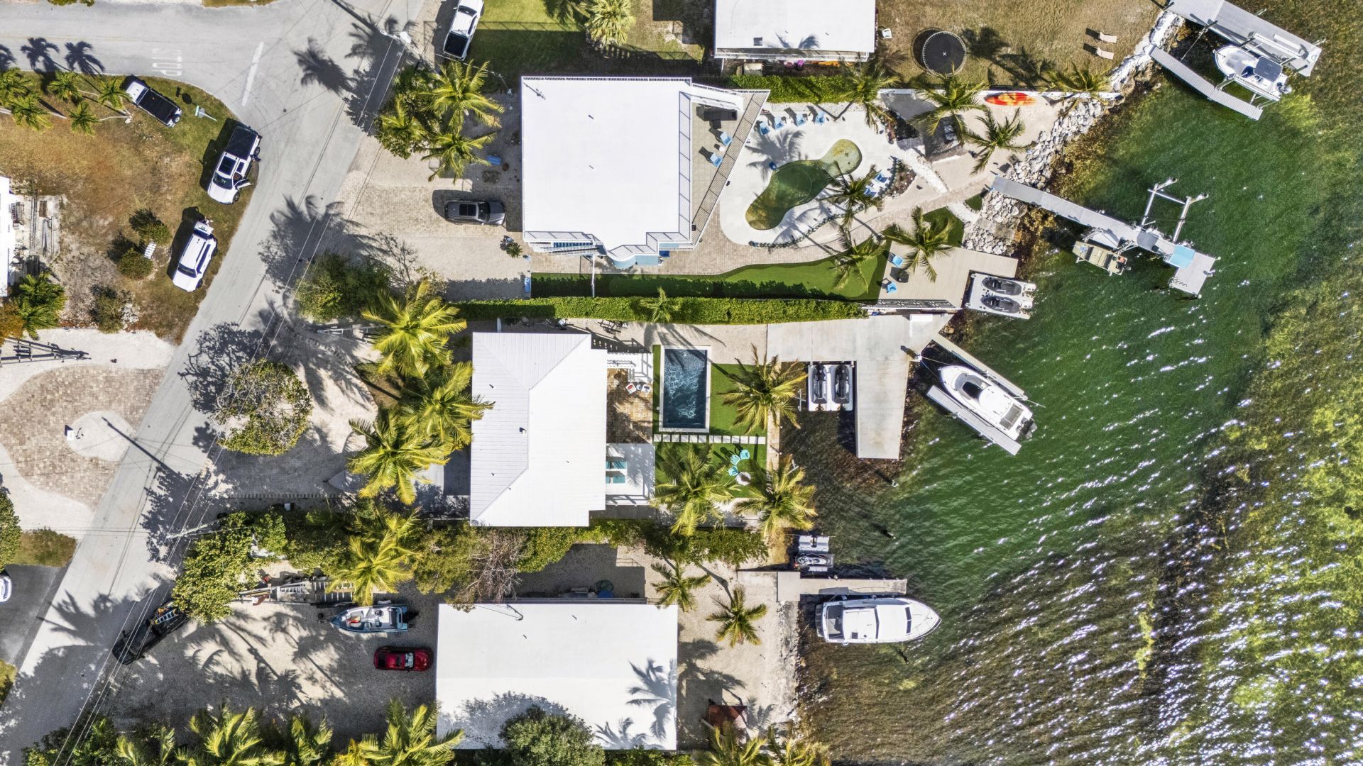 69 Shoreland Drive, Key Largo, FL 33037 Photo