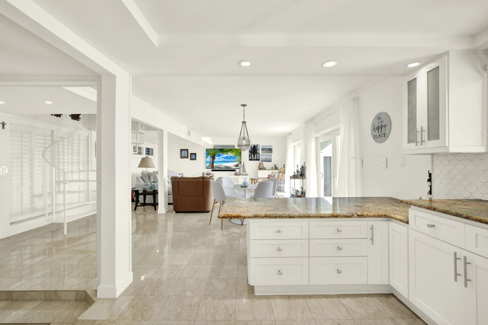 69 Shoreland Drive, Key Largo, FL 33037 Photo
