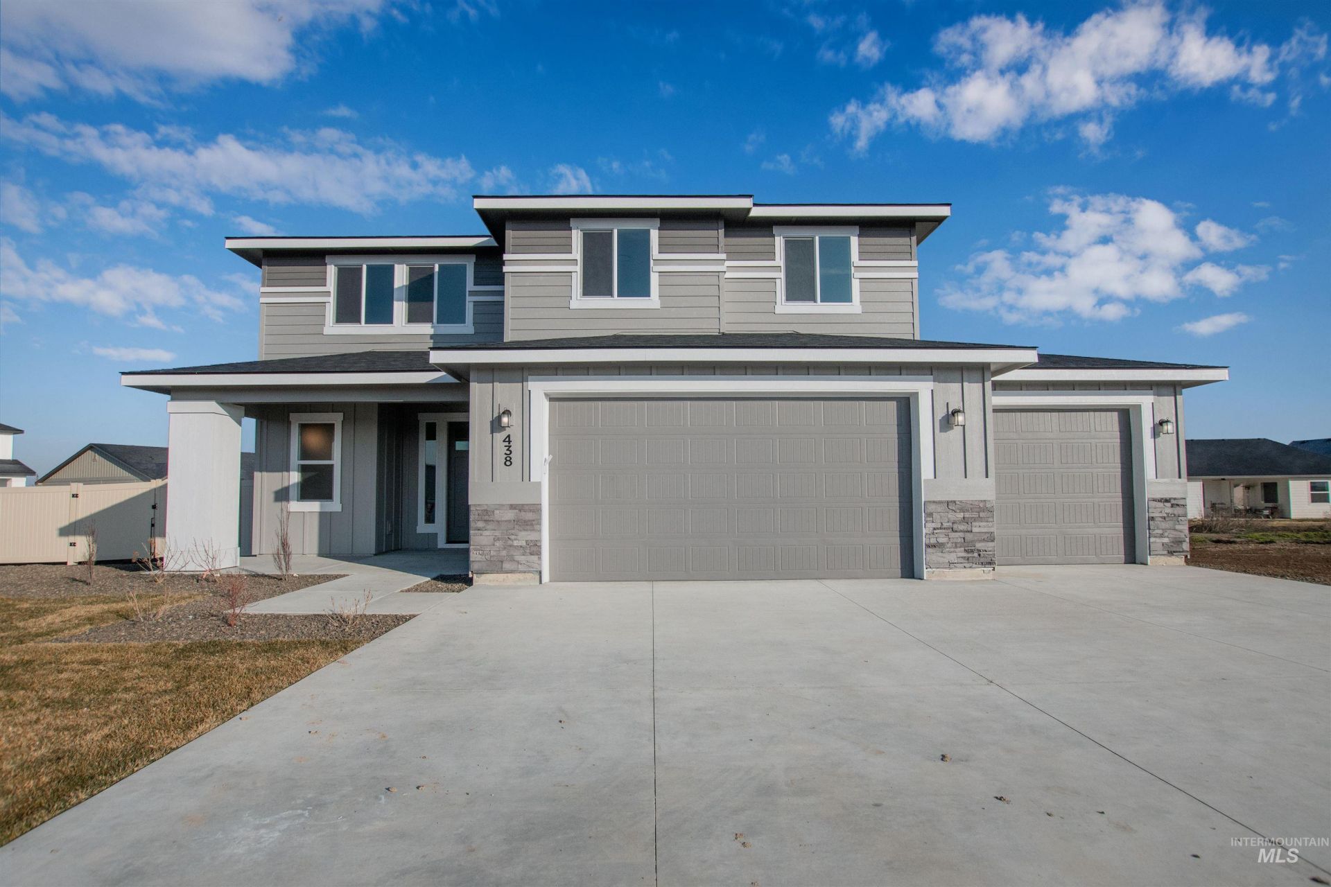 438 Linden St, New Plymouth, ID 83655 Main Photo