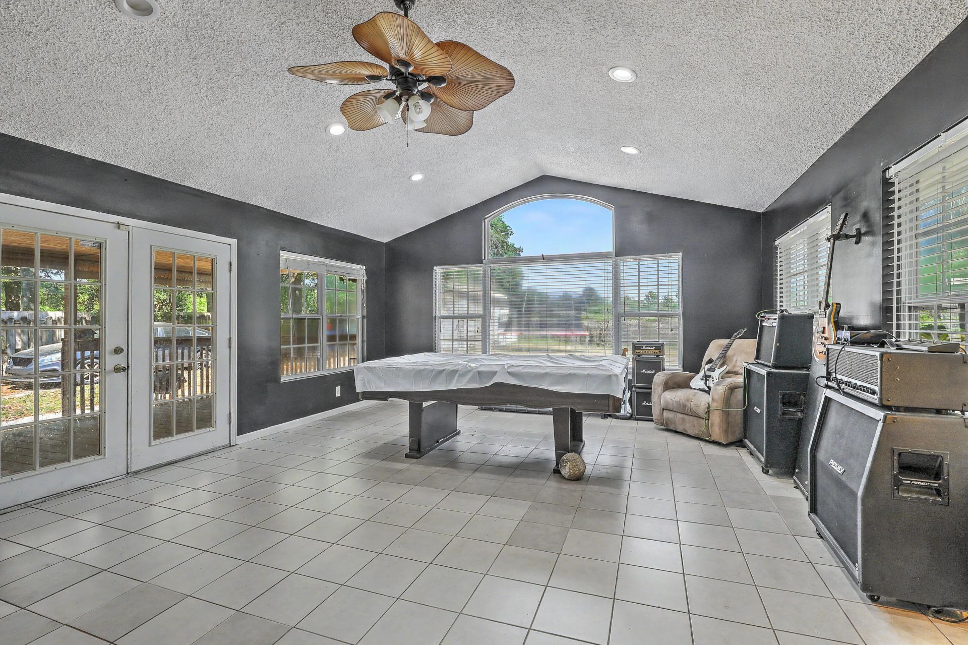 413 Summercourt Drive Photo 14