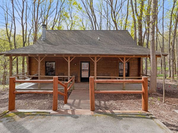 325 Plymouth Colony, Unit 26, Buchanan, MI 49107