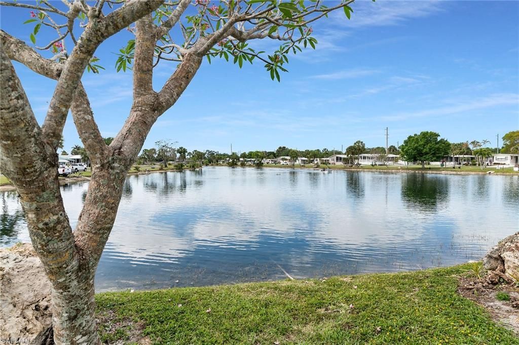 33 Monaco Ter, Naples, FL 34112 Photo