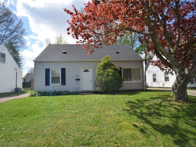 390 Morrison Avenue, Cuyahoga Falls, OH 44221 Photo 2