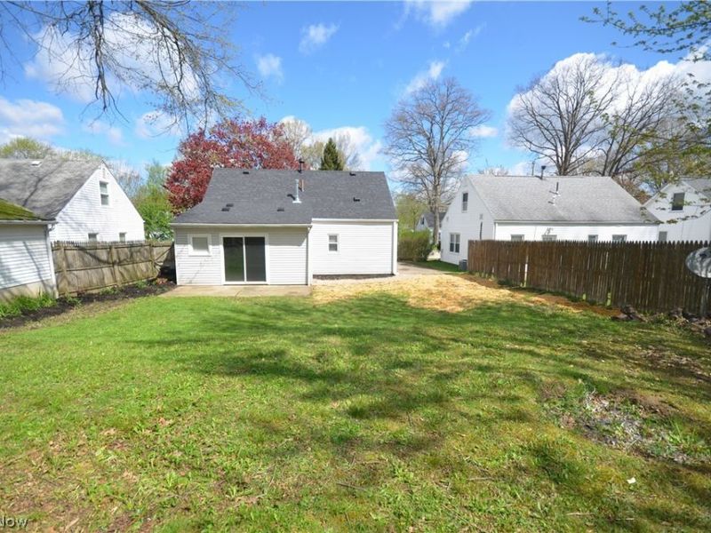 390 Morrison Avenue, Cuyahoga Falls, OH 44221 Photo 4