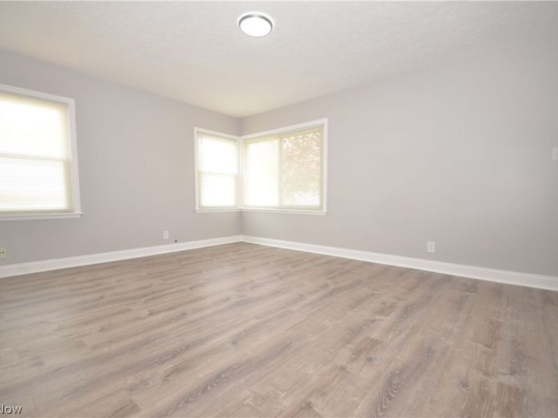 390 Morrison Avenue, Cuyahoga Falls, OH 44221 Photo 7