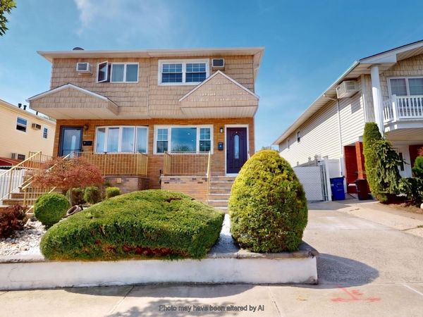 8 Thayer Place , Staten Island, NY 10306