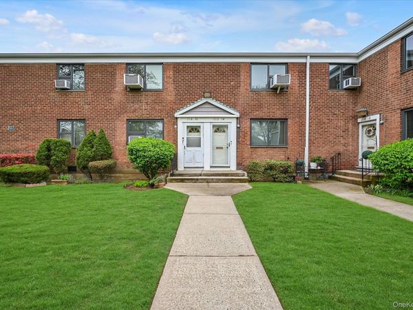 218-16 68th Avenue, Unit 12-03 2, Bayside, NY 11364