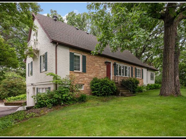 15125 Glen Oak Street, Minnetonka, MN 55345