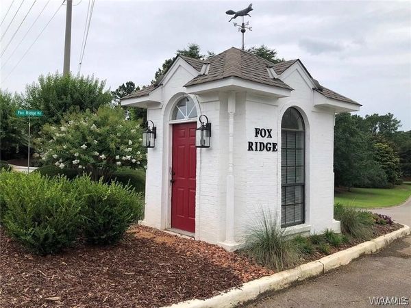 2138 Fox Ridge Road, Tuscaloosa, AL 35406