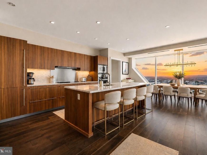50 S 16th Street, Unit 5501, Philadelphia, PA 19102 Main Photo