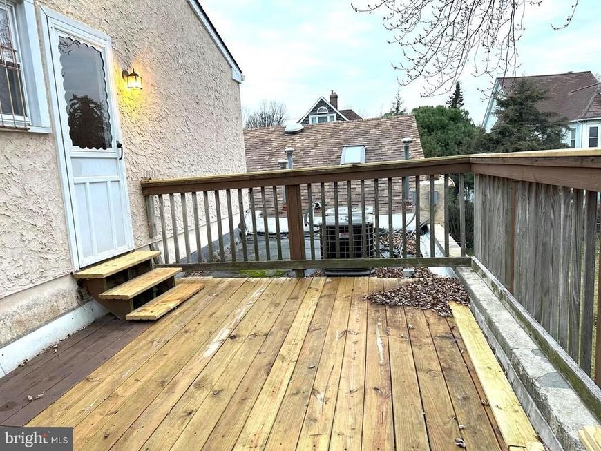 31-33 E Logan Avenue, Unit 3RD FLOOR, Glenolden, PA 19036 Main Photo