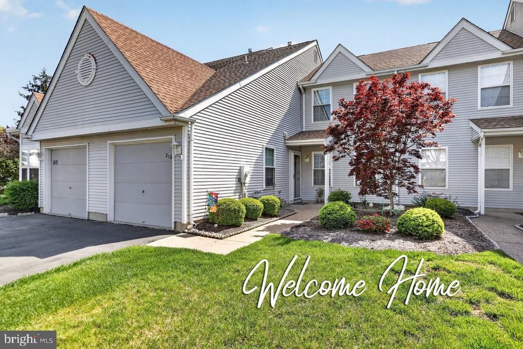 215 Birch Hollow Drive, Bordentown, NJ 08505 Main Photo