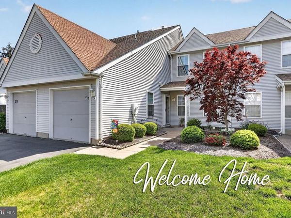 215 BIRCH HOLLOW DRIVE, BORDENTOWN, NJ 08505