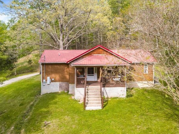 951 Knoxville Hollow Rd, LaFollette, TN 37766