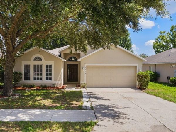 2210 NICOLLETT WAY, LEESBURG, FL 34748