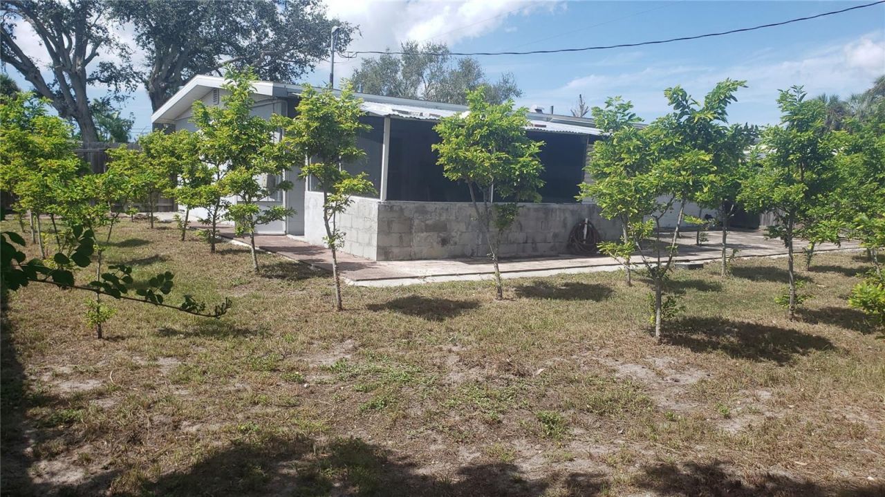 5815 24th Street W, Bradenton, FL 34207 Photo